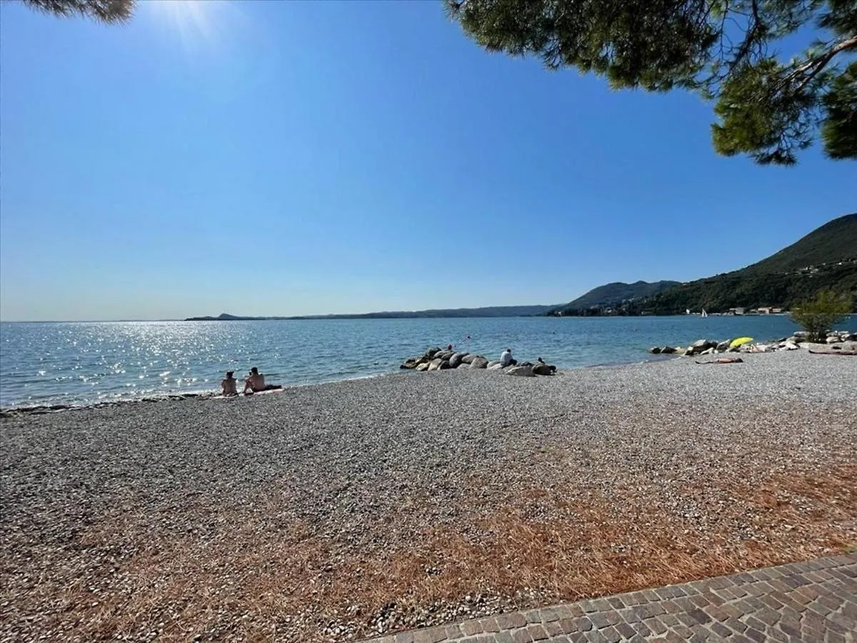 Appartamento Con Vista Lago توسكولانو ماديرنو شقة