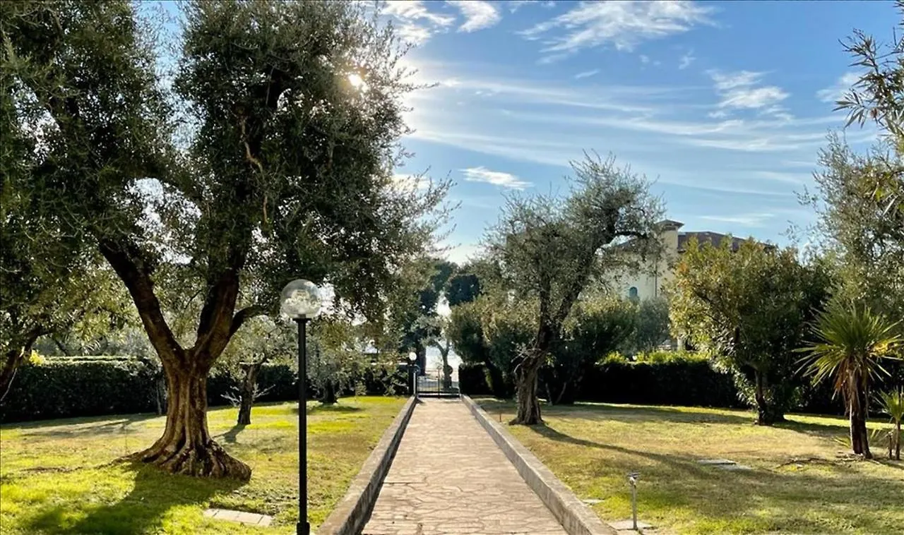Appartamento Con Vista Lago توسكولانو ماديرنو